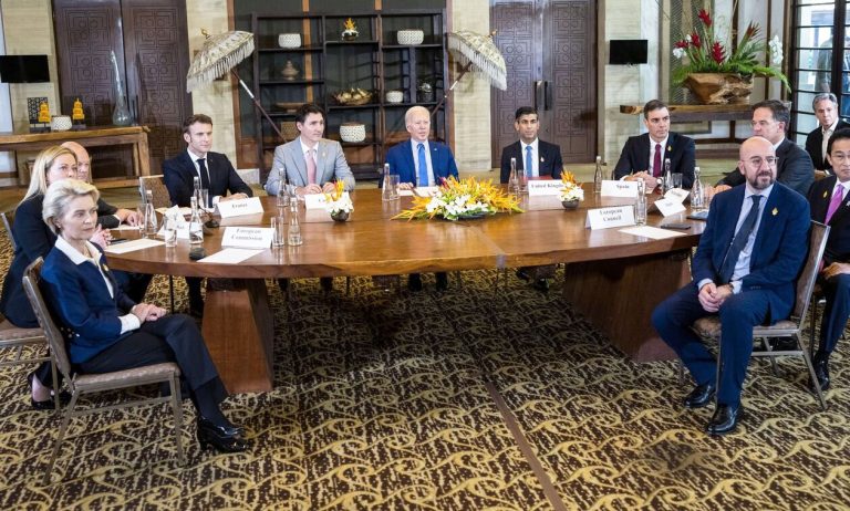 ΗΠΑ και Πολωνία «δείχνουν» ότι προήλθε από την ουκρανική αντιαεροπορική άμυνα ο πύραυλος