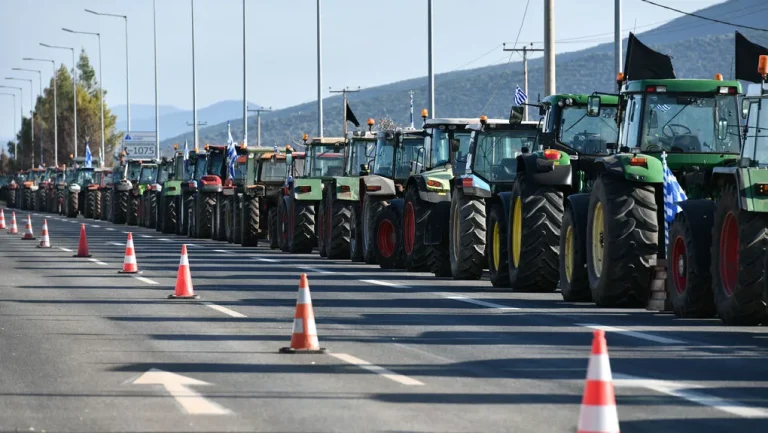 Παραμένει το χάσμα της κυβέρνησης με τους αγρότες