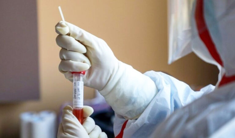 Εμβόλια Covid: Oι ανησυχητικές παρενέργειες σύμφωνα με επιστημονική ομάδα του πανεπιστημίου Γέιλ