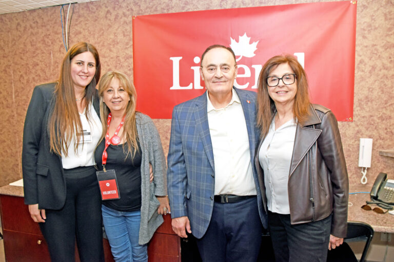 Ο νεοεκλεγείς βουλευτής του Laval-Les ÎlesFayçal El-Khoury πιστεύει στις ικανότητες του Carney