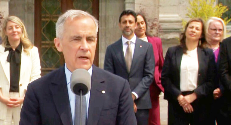 Με καινοτομίες το υπουργικό συμβούλιο του πρωθυπουργού Carney