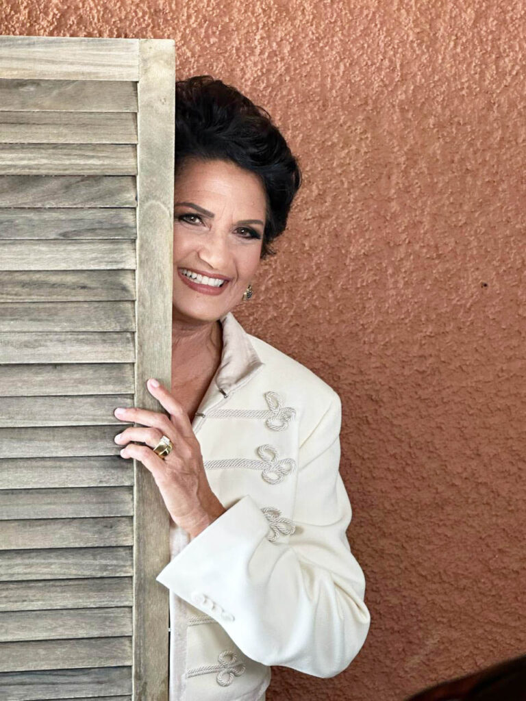 Βραδιά μαγείας και προσφοράς με την Άλκηστη Πρωτοψάλτη στο Μόντρεαλ