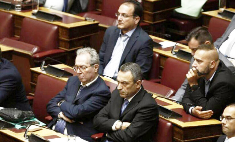 Μαξίμου: Με 149 η κυβερνητική πλειοψηφία μετά την απόφαση για τους Σπαρτιάτες