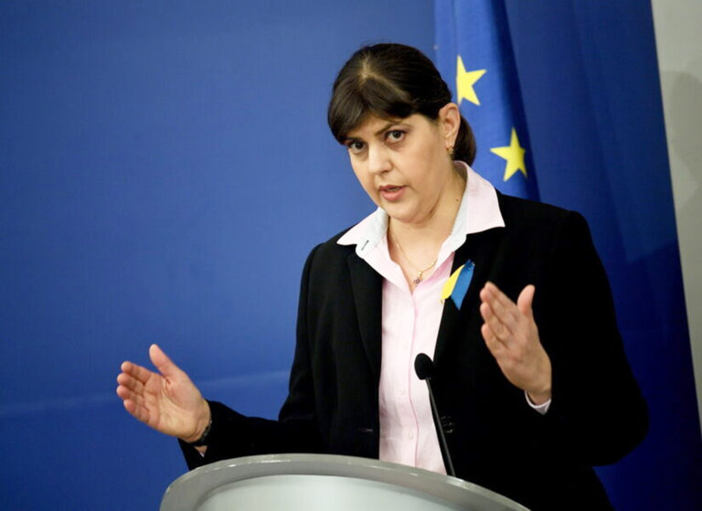 ΚΟΛΑΦΟΣ Η ΚΟΒΕΣΙ ΓΙΑ ΤΑ ΤΕΜΠΗ: