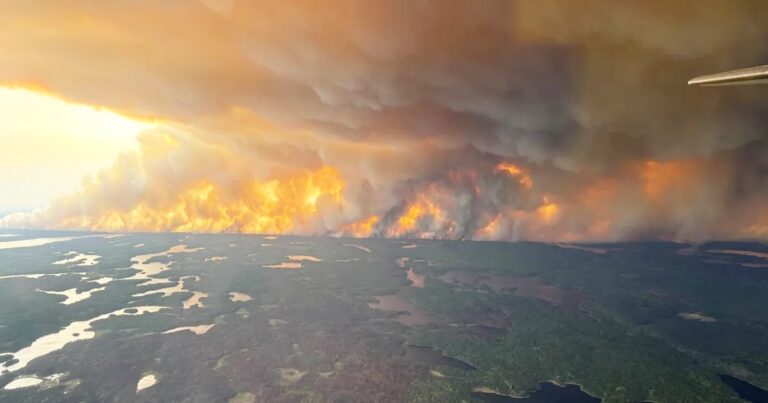 Ο Καναδάς στις φλόγες!