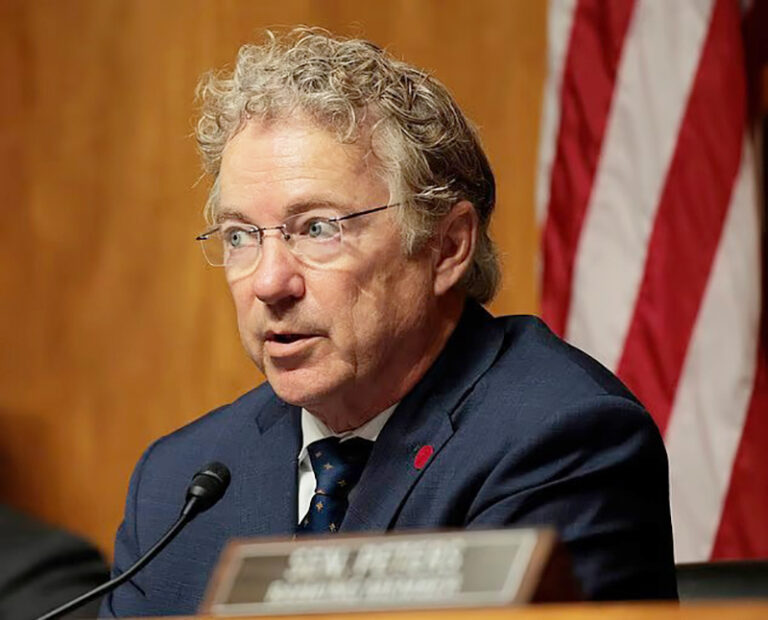 Ο Dr. Anthony Fauci καλείται εκ νέου να καταθέσει ενώπιον επιτροπής για την έρευνα ιών που χρηματοδότησαν οι ΗΠΑ στη Wuhan