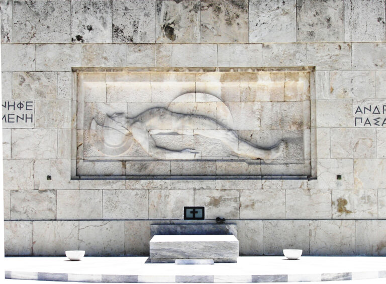 Το Μνημείο του Άγνωστου Στρατιώτη και οι ανοησίες που λέγονται