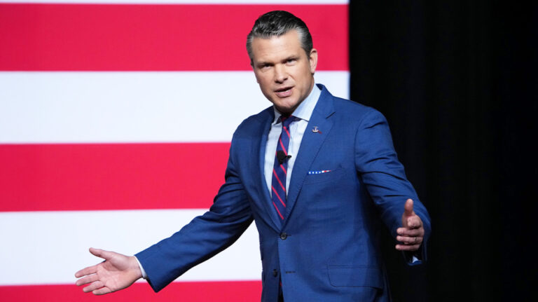 Δόγμα Τραμπ και στον αμερικανικό στρατό: «Τέρμα οι τύποι με φουστάνια, οι παχύσαρκοι, κόψτε τα γένια» διατάζει ο Χέγκσεθ αξιωματικούς και οπλίτες