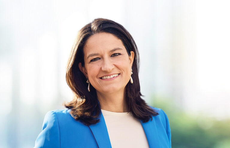 Η Ελλάδα τούς θέλει Πίσω!