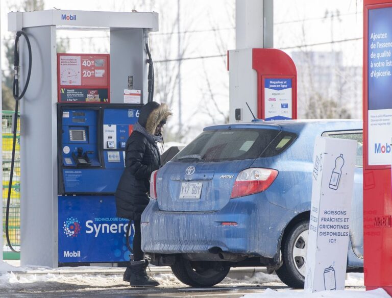 Γιατί πληρώνουμε ακριβά τη βενζίνη ενώ παράγουμε πετρέλαιο;