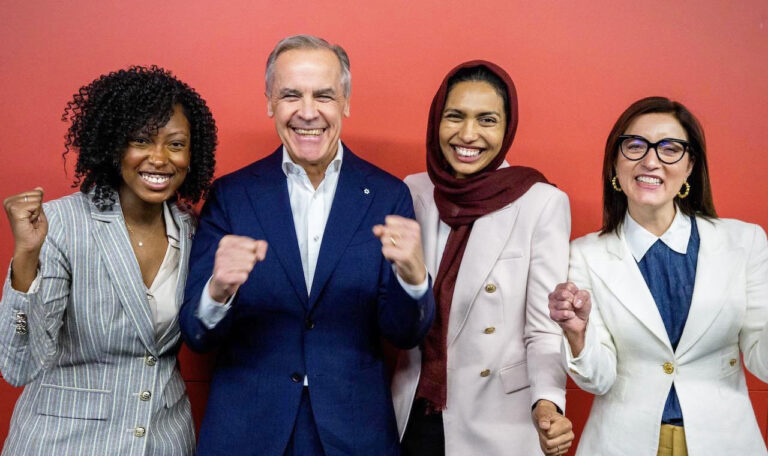 Οι Φιλελεύθεροι του Κάρνεϊ εξασφάλισαν ιστορική πλειοψηφία