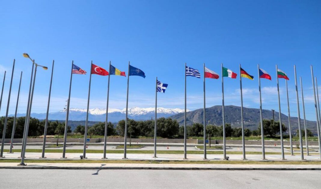 ΑΜΕΡΙΚΑΝΙΚΕΣ ΒΑΣΕΙΣ ΑΜΕΡΙΚΑΝΙΚΕΣ ΒΑΣΕΙΣ