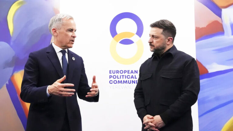 Ο Κάρνεϊ ανακοίνωσε νέες κυρώσεις κατά της Ρωσίας